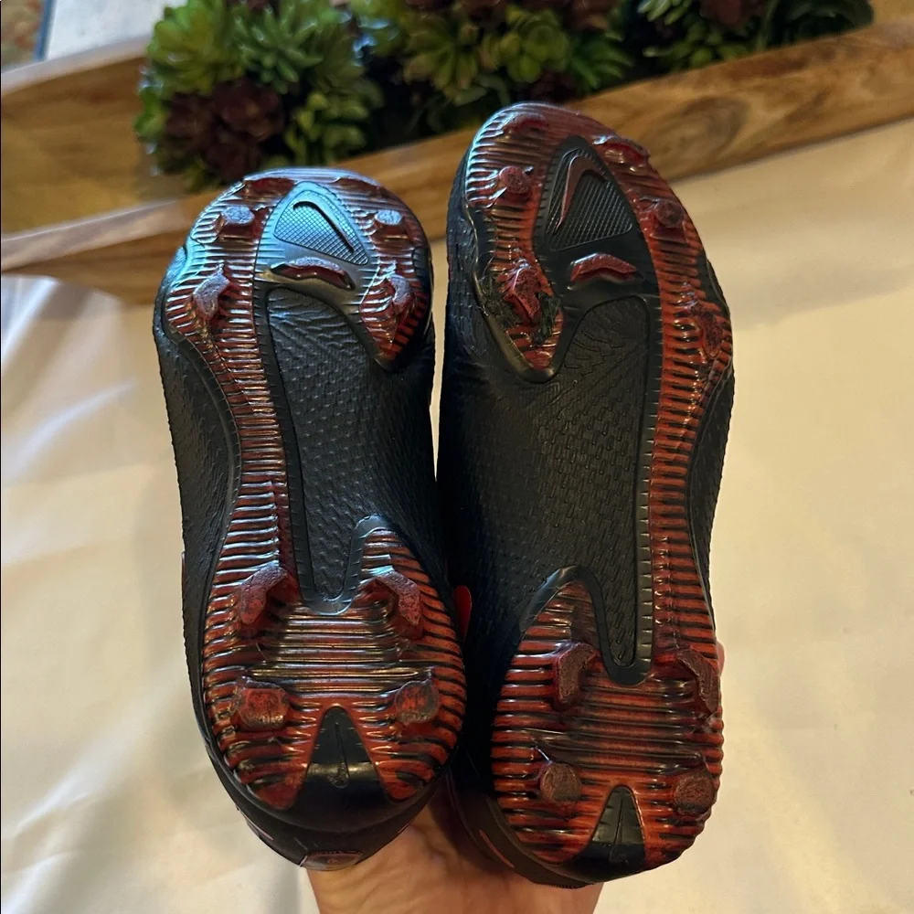 Nike questions leave